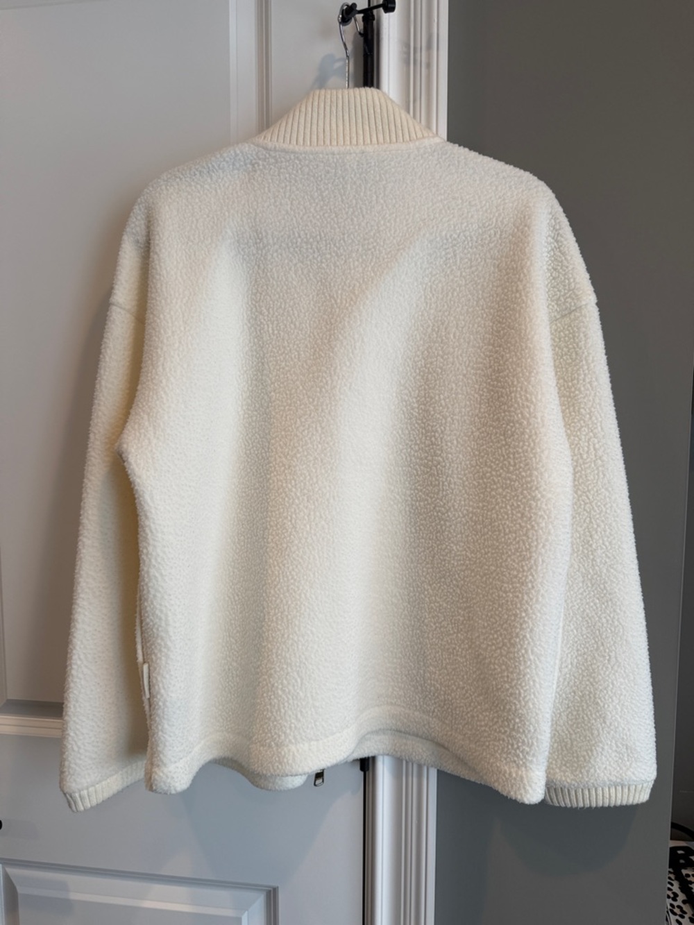 Varley Ivory Sherpa Zip-Front Jacket - Picture 2 of 3